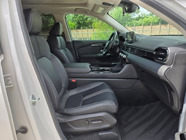 2025 Honda Pilot Base