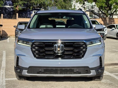 2025 Honda Pilot Touring 2WD