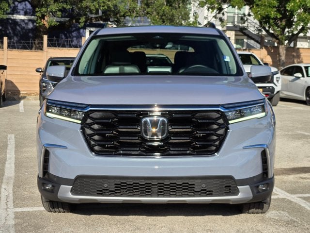 2025 Honda Pilot Touring 2WD