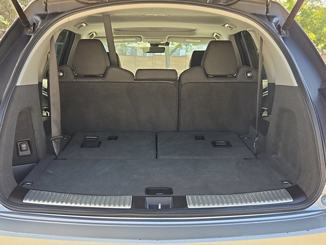 2017 Acura MDX FWD with Technology Pkg