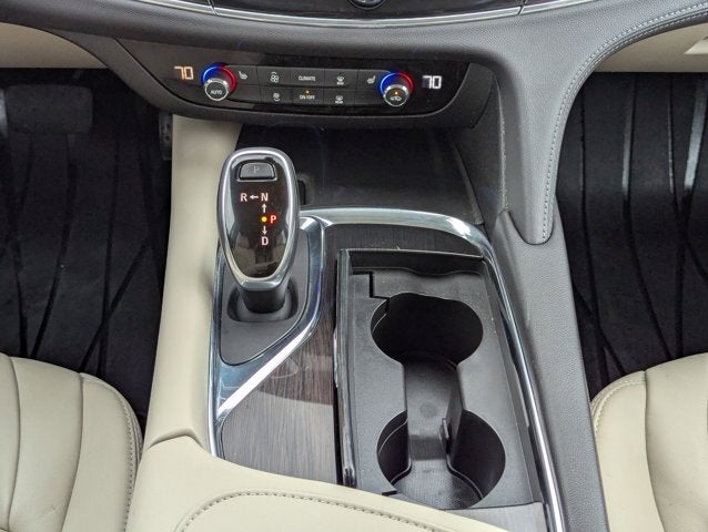 2020 Buick Enclave Essence