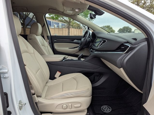 2020 Buick Enclave Essence