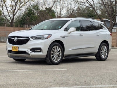 2020 Buick Enclave Essence