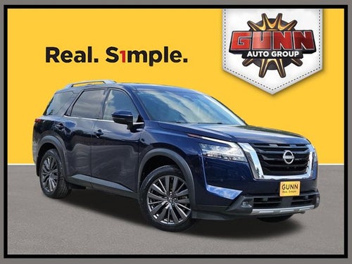 2022 Nissan Pathfinder SL