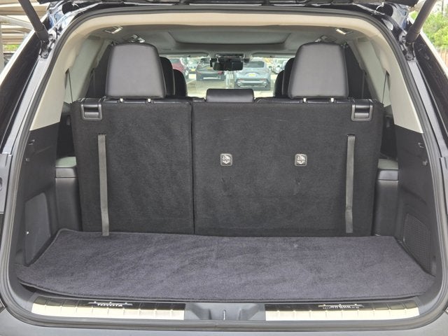 2025 Toyota Grand Highlander Platinum AWD