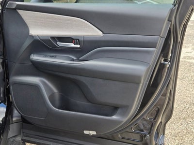 2025 Toyota Grand Highlander Platinum AWD