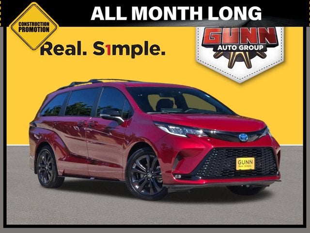2025 Toyota Sienna XSE FWD 7-Passenger
