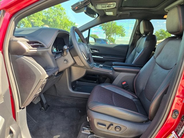 2025 Toyota Sienna XSE FWD 7-Passenger