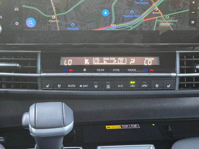 2025 Toyota Sienna XSE FWD 7-Passenger