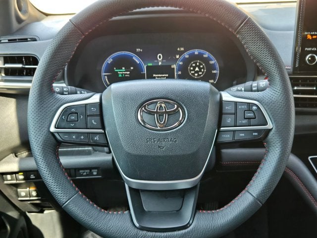 2025 Toyota Sienna XSE FWD 7-Passenger