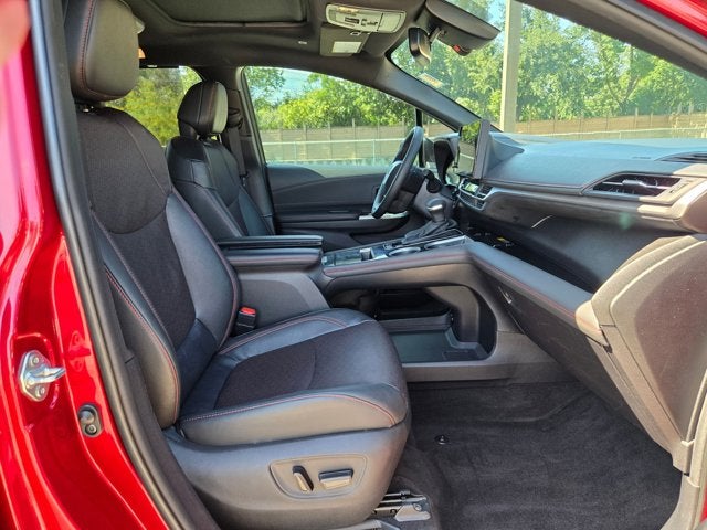 2025 Toyota Sienna XSE FWD 7-Passenger