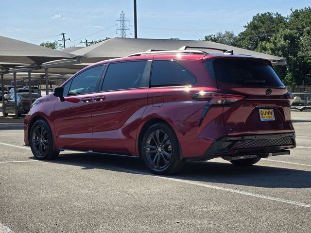 2025 Toyota Sienna XSE FWD 7-Passenger