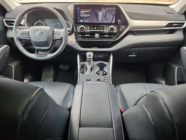 2024 Toyota Highlander Base