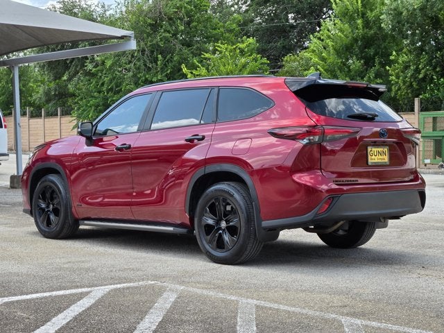 2024 Toyota Highlander Base