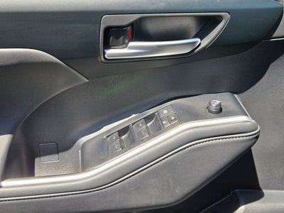2025 Toyota Highlander Base