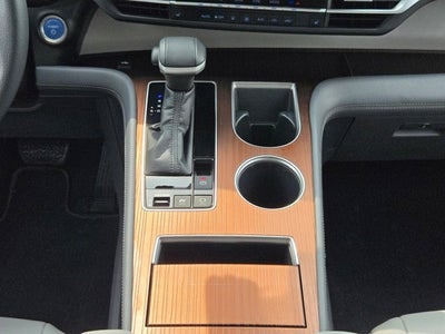 2022 Toyota Sienna XLE FWD 7-Passenger