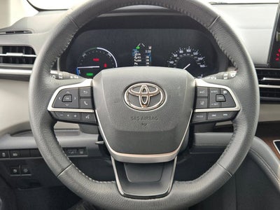 2022 Toyota Sienna XLE FWD 7-Passenger