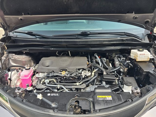 2022 Toyota Sienna XLE FWD 7-Passenger