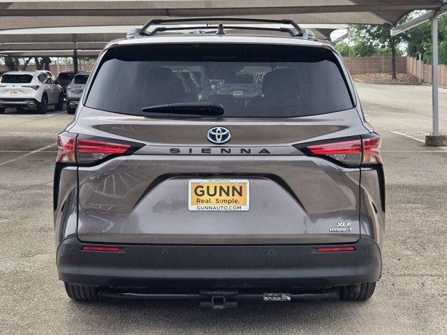 2022 Toyota Sienna XLE FWD 7-Passenger