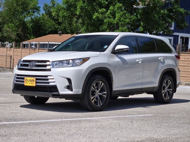 2019 Toyota Highlander LE I4 FWD
