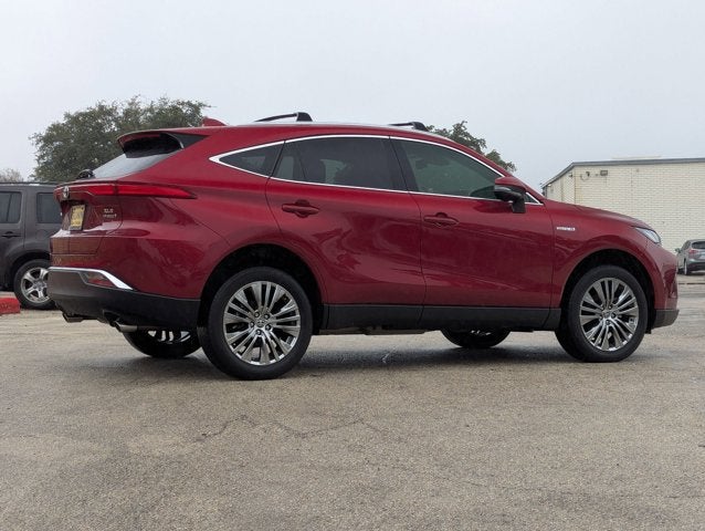 2021 Toyota Venza Base