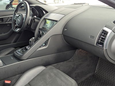 2019 Jaguar F-TYPE P300