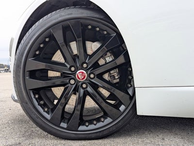 2019 Jaguar F-TYPE P300