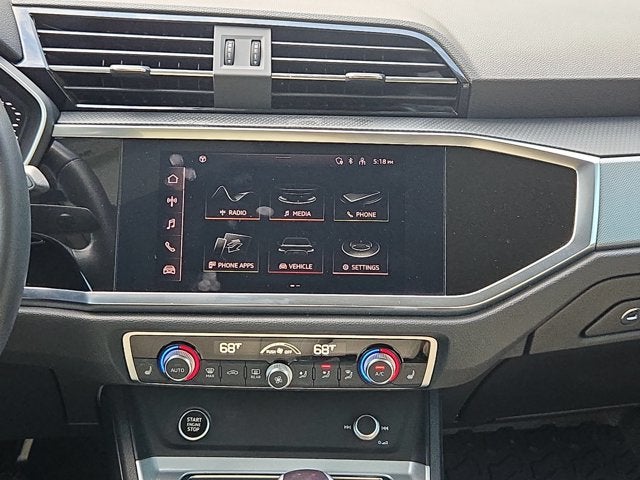 2022 Audi Q3 Premium 40 TFSI quattro