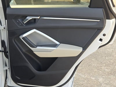 2022 Audi Q3 Premium 40 TFSI quattro