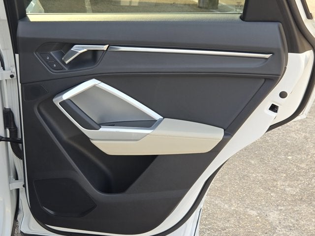 2022 Audi Q3 Premium 40 TFSI quattro