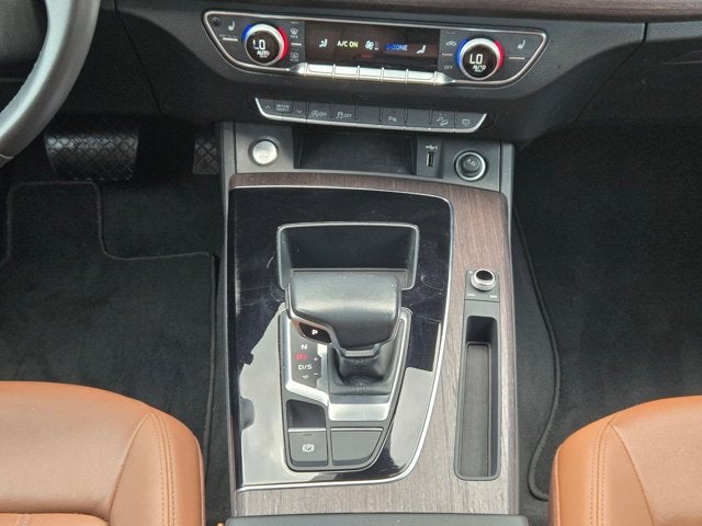 2022 Audi Q5 S line Premium