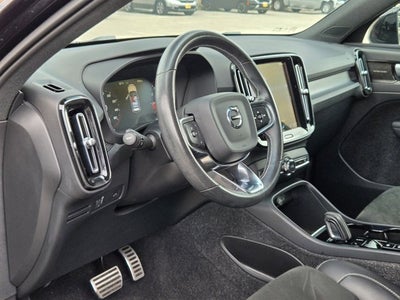 2021 Volvo XC40 T5 AWD R-Design