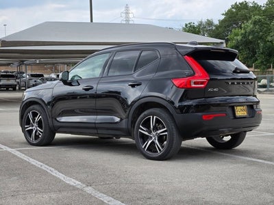 2021 Volvo XC40 T5 AWD R-Design