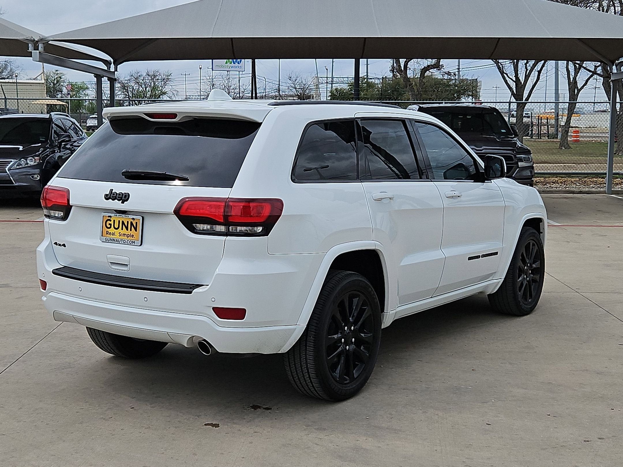 2018 Jeep GRAND CHEROKEE ALTITUDE