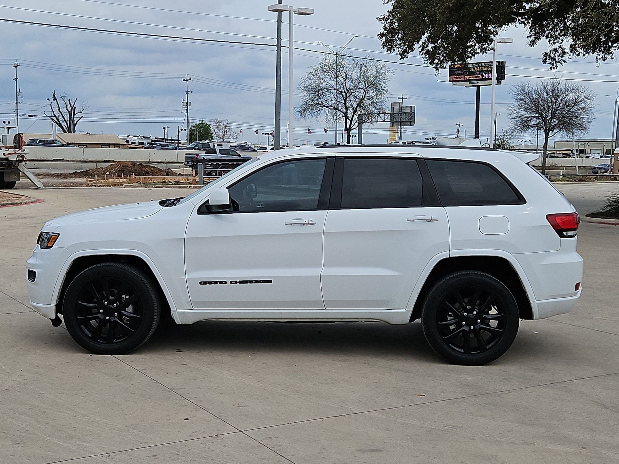 2018 Jeep GRAND CHEROKEE ALTITUDE