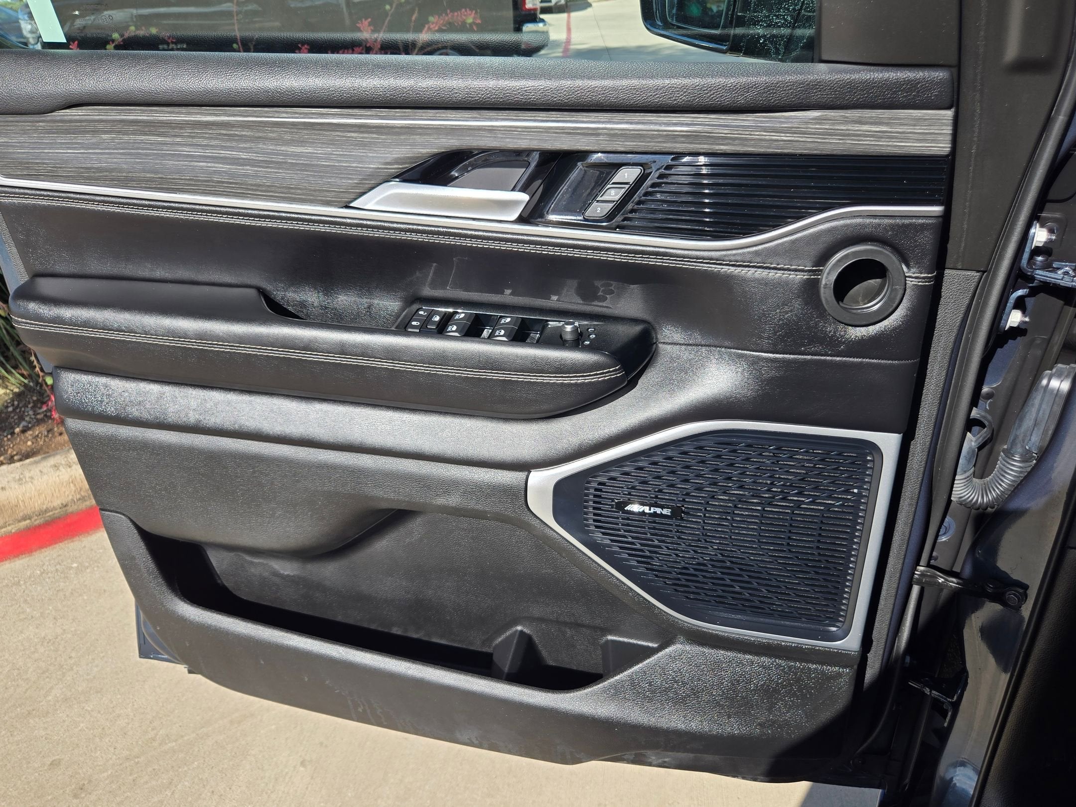 2023 Jeep WAGONEER SERIES 3