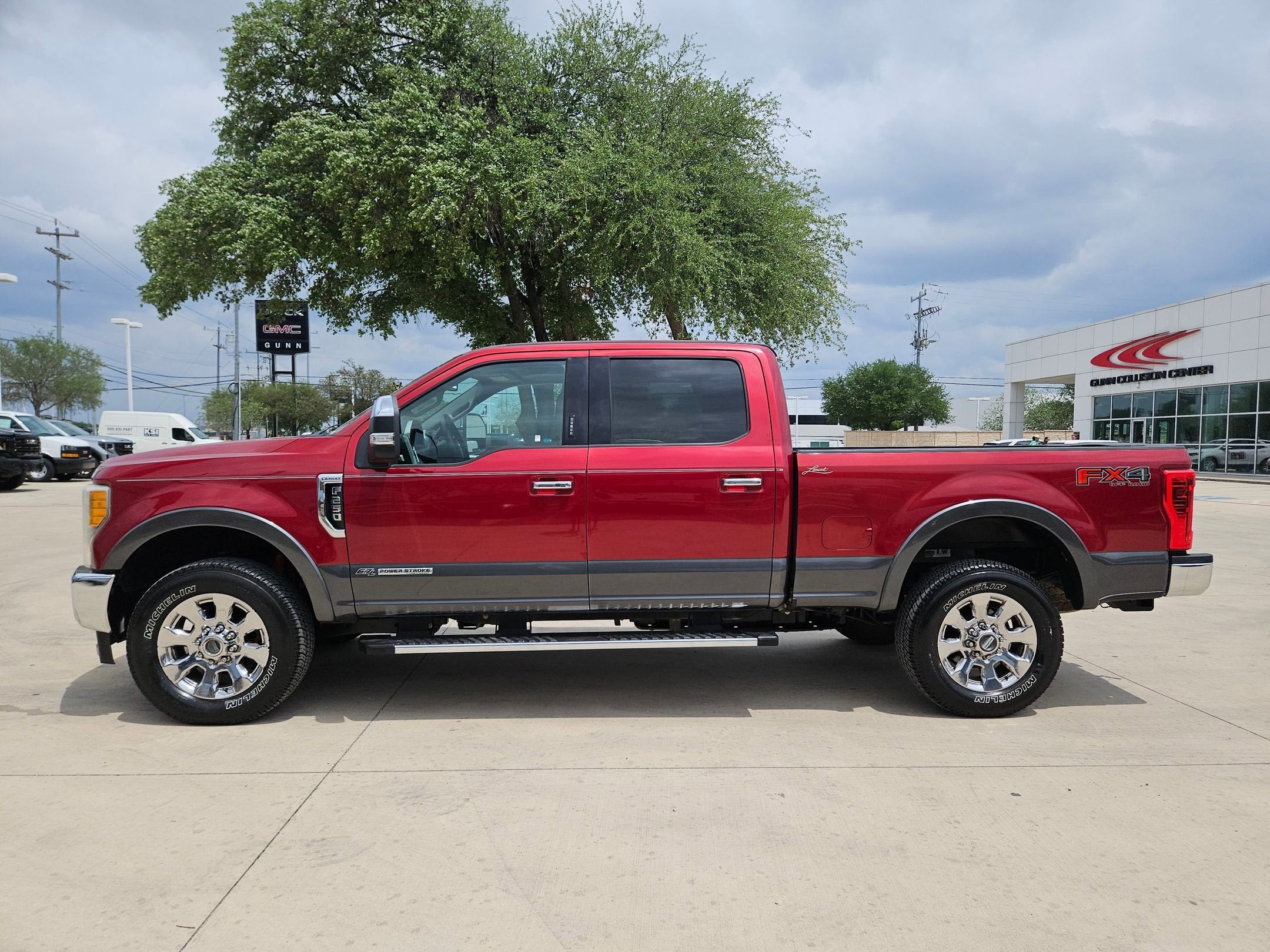2017 Ford F-250 SD LARIAT