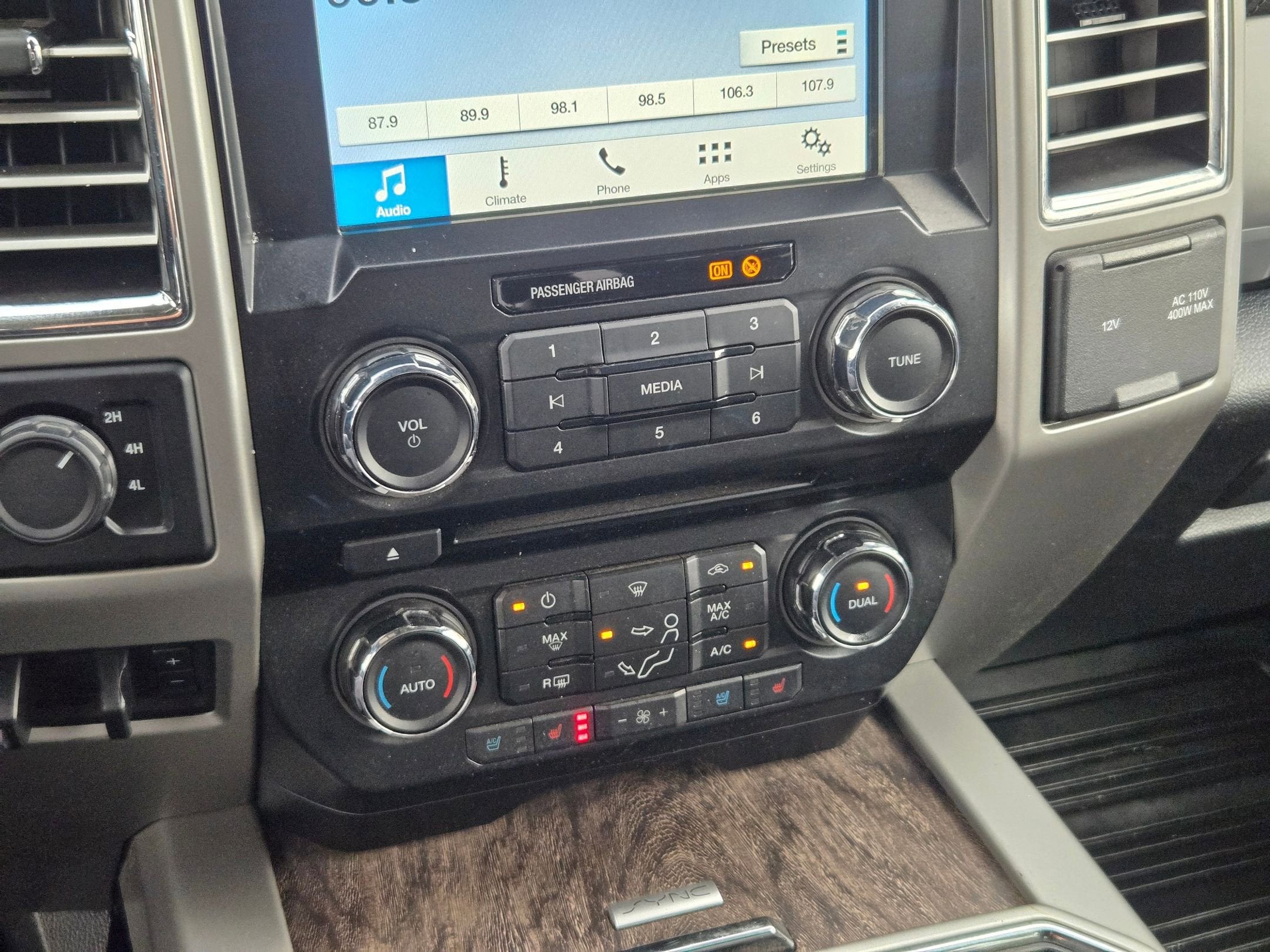 2017 Ford SUPER DUTY F-350 SRW LARIAT SRW