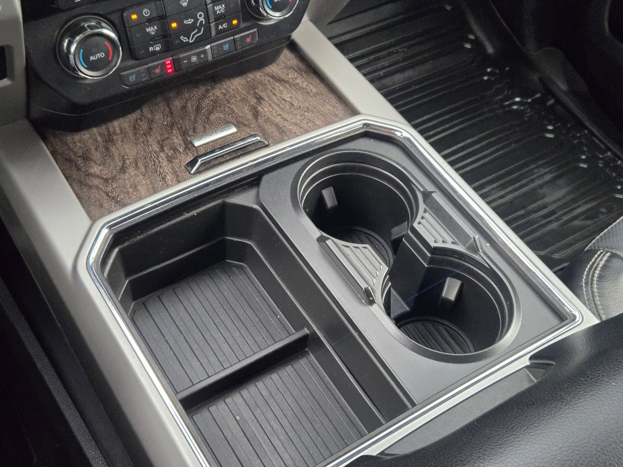 2017 Ford SUPER DUTY F-350 SRW LARIAT SRW