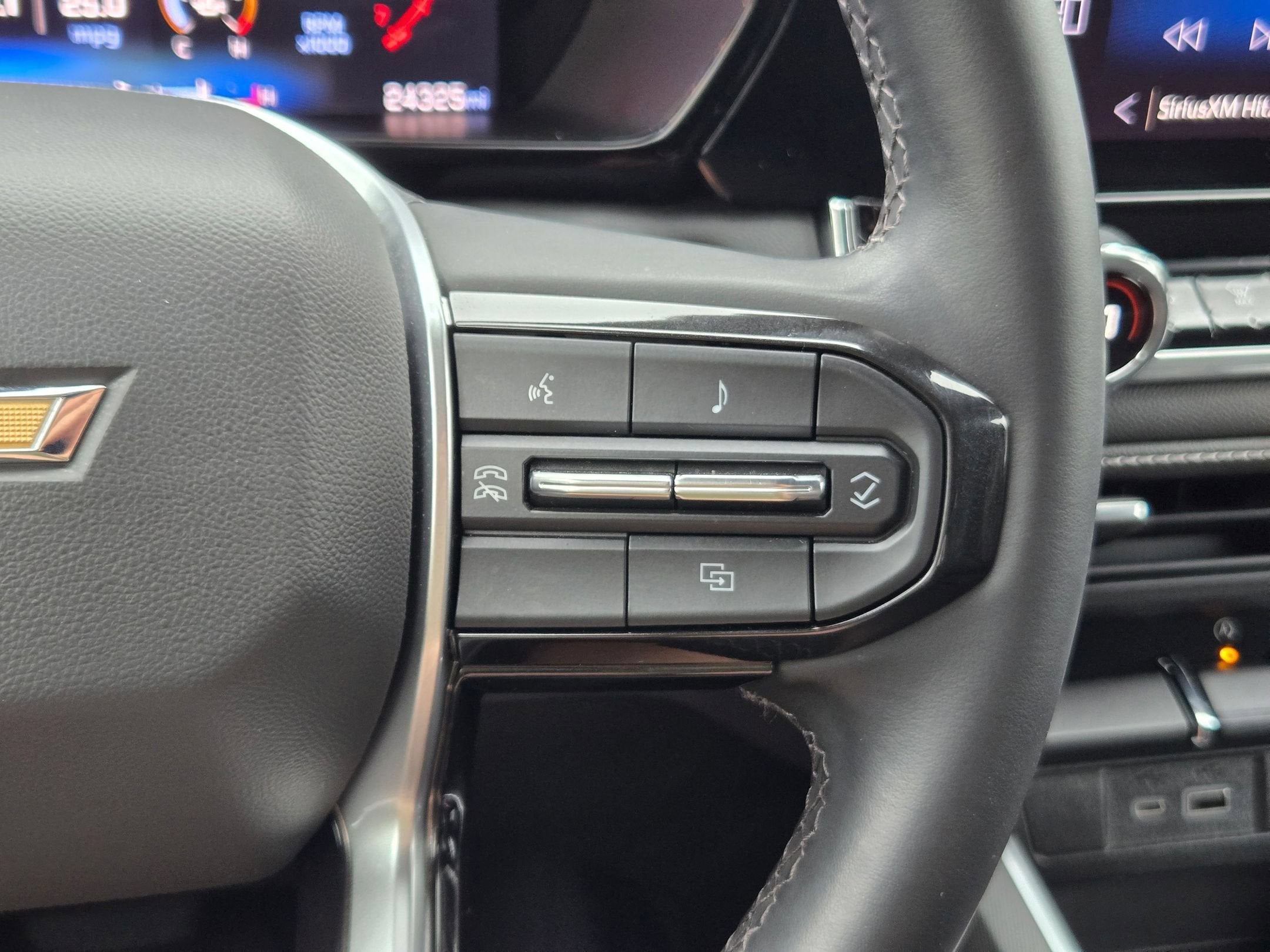 2024 Chevrolet COLORADO LT