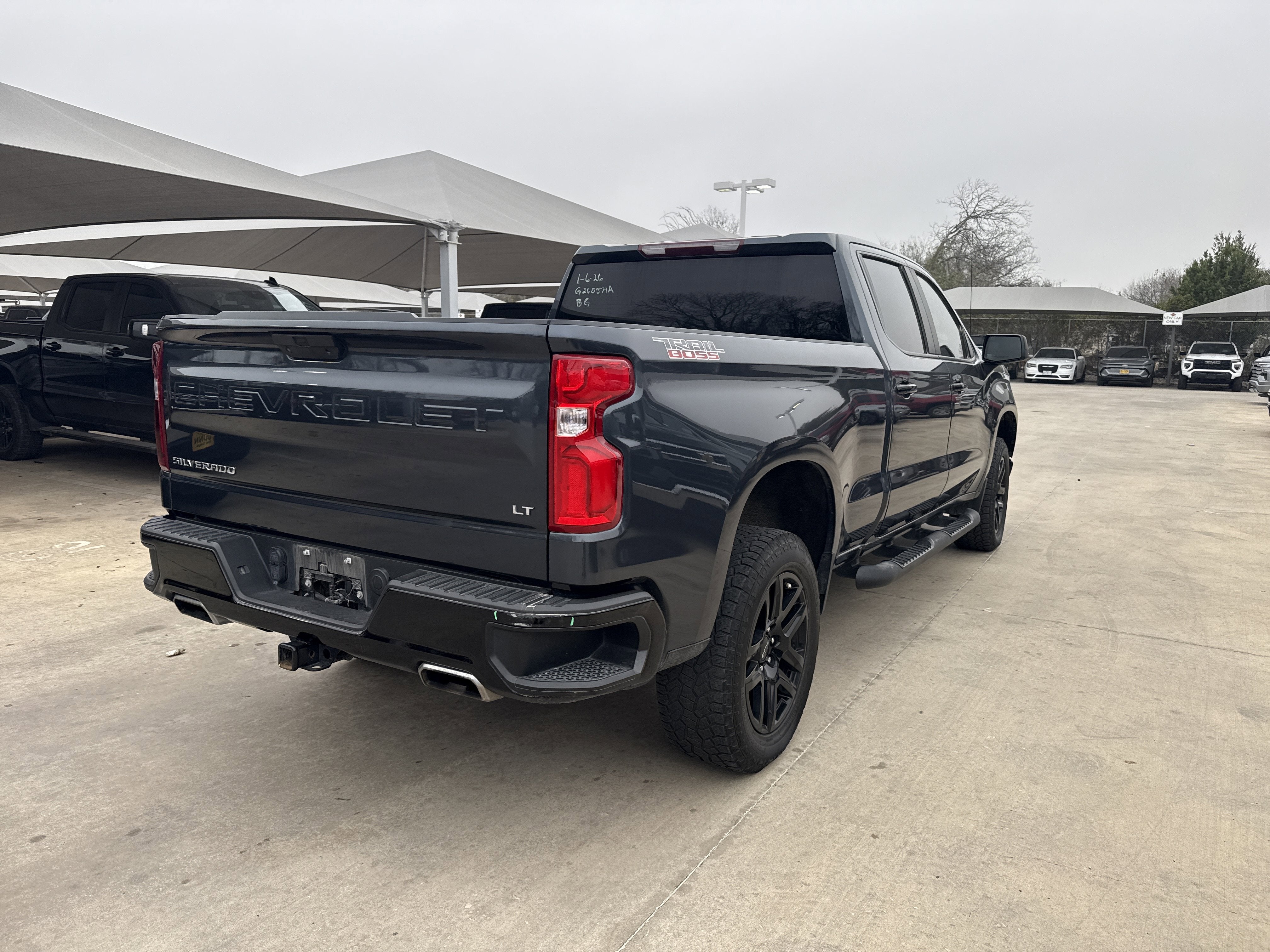 2021 Chevrolet SILVERADO 1500 LT