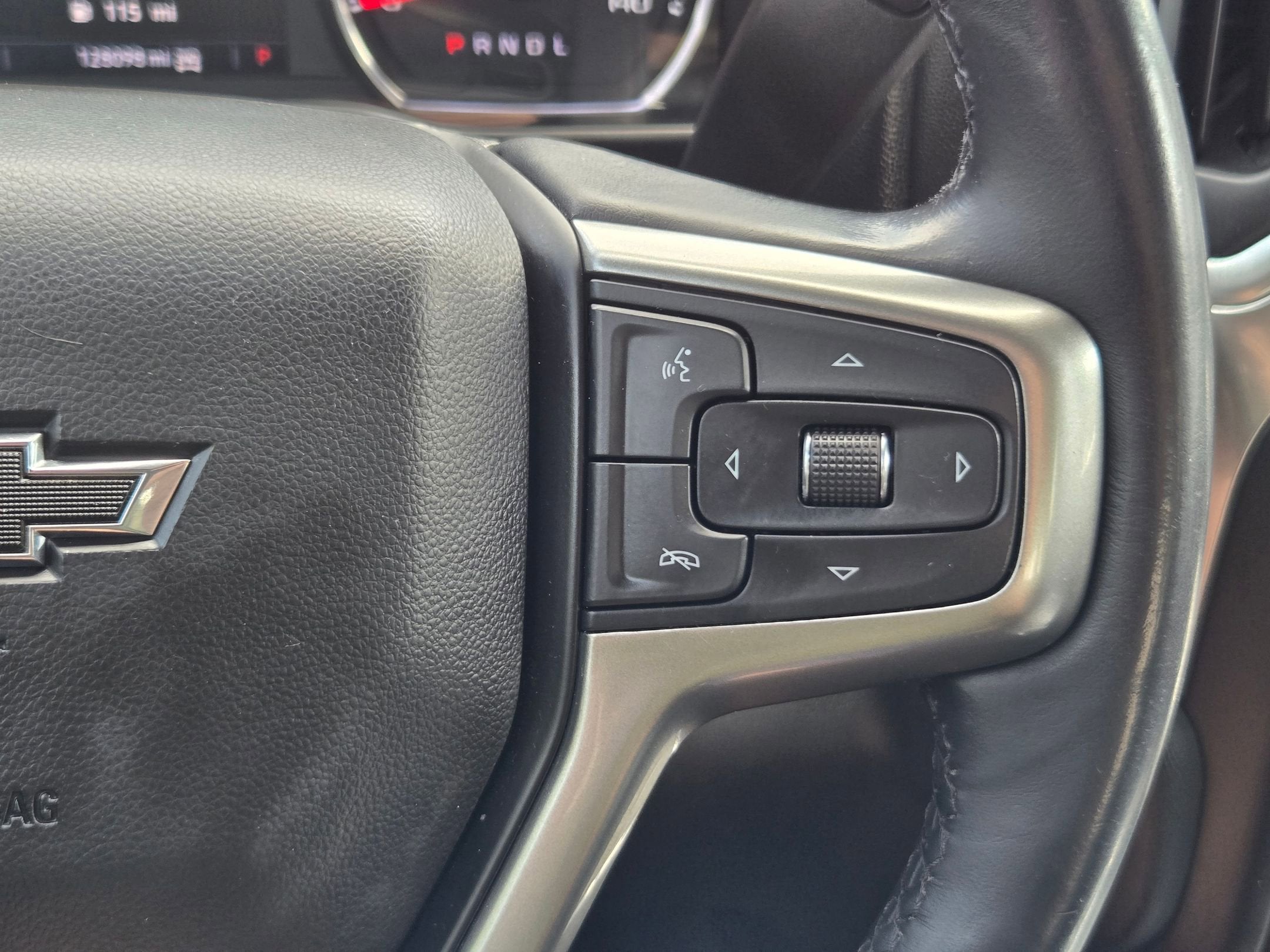 2019 Chevrolet SILVERADO 1500 RST 4WD