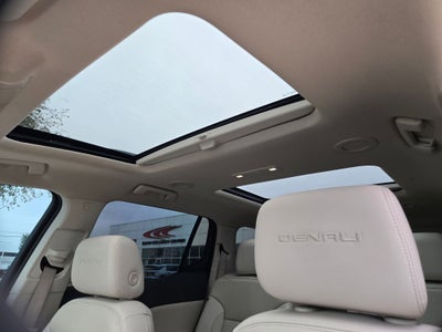 2020 GMC ACADIA DENALI