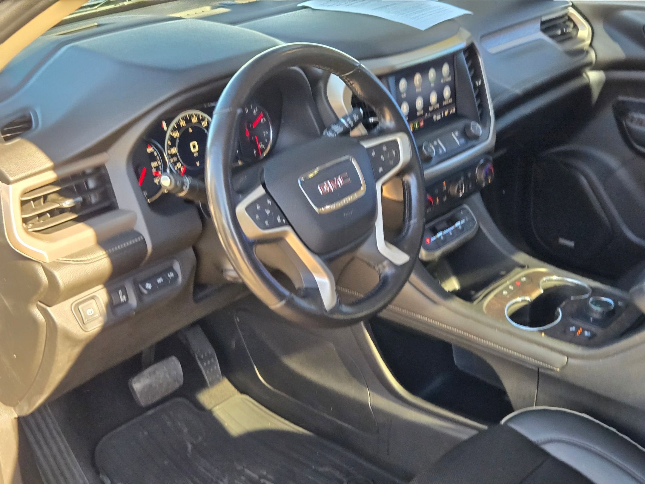 2021 GMC ACADIA DENALI