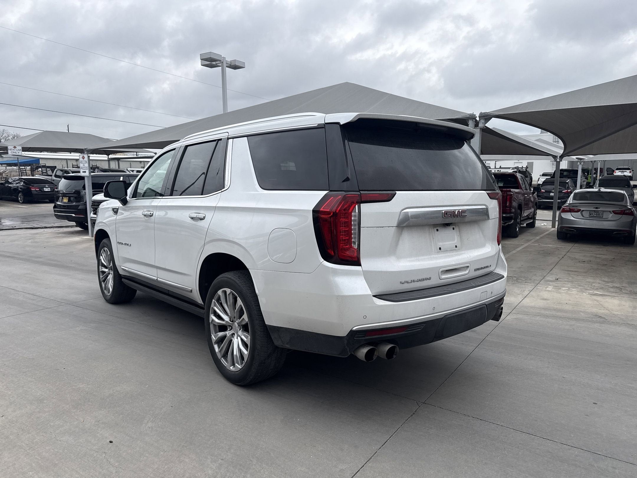 2022 GMC YUKON DENALI