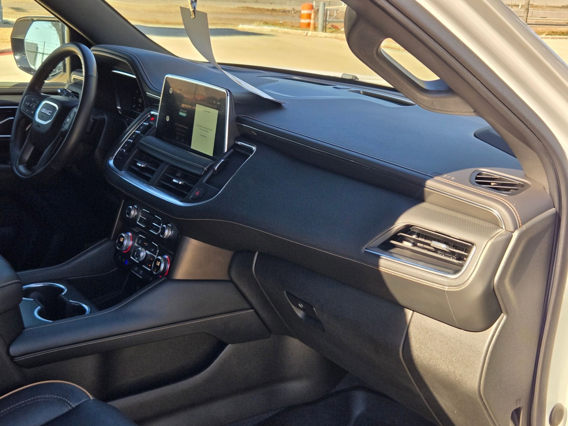 2022 GMC YUKON XL AT4