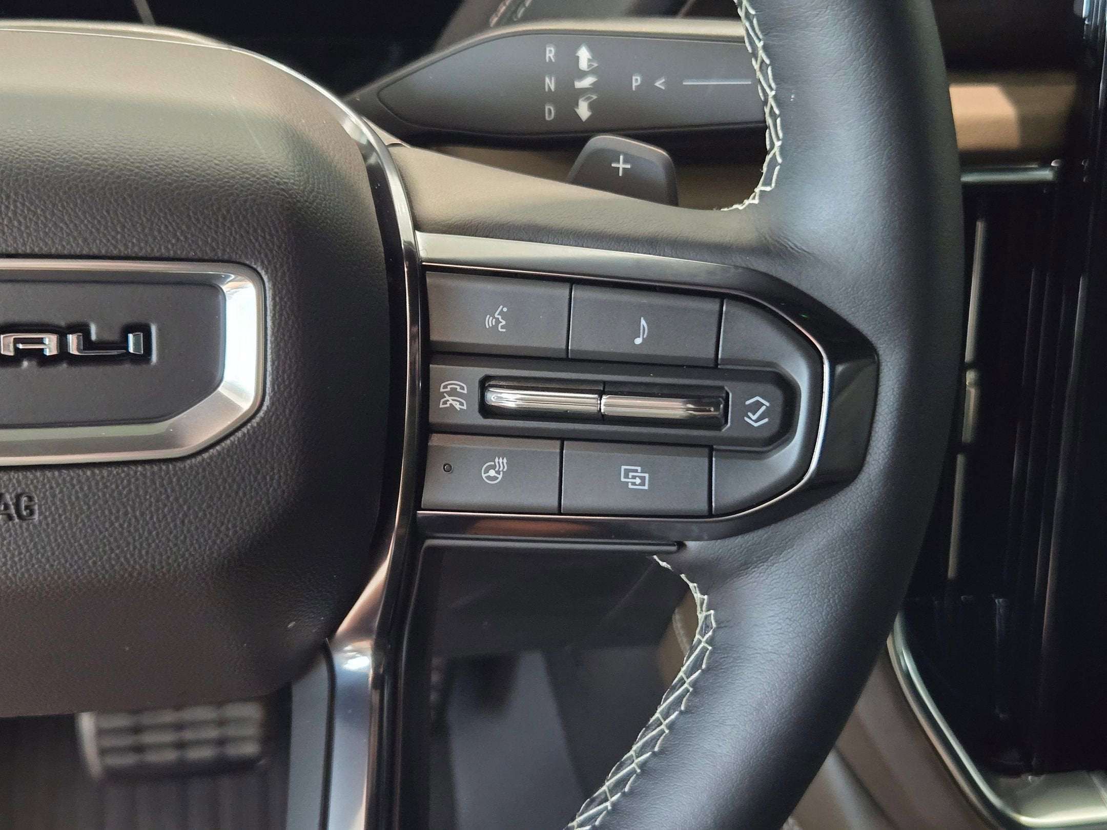 2025 GMC YUKON XL DENALI ULTIMATE