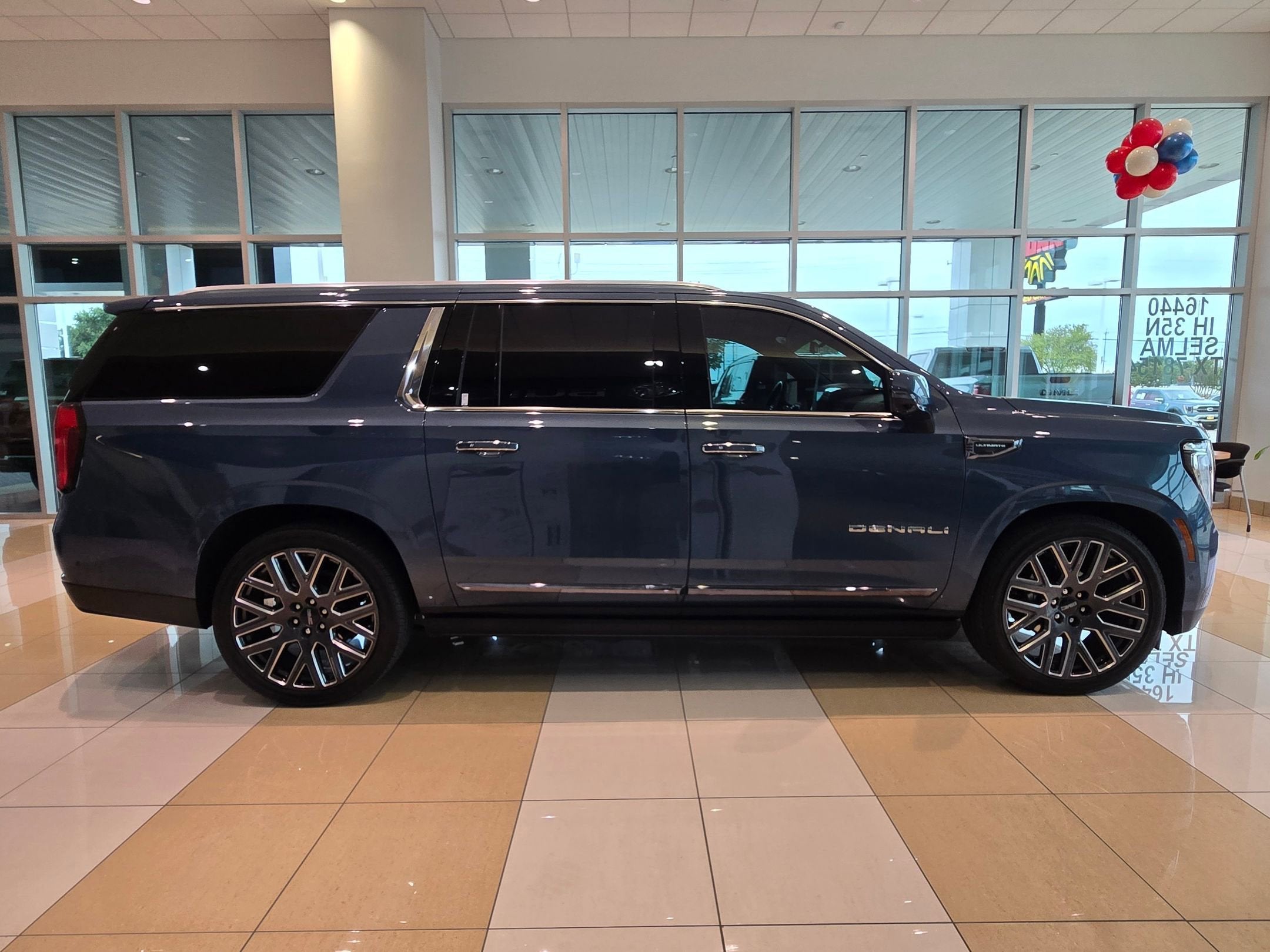 2025 GMC YUKON XL DENALI ULTIMATE