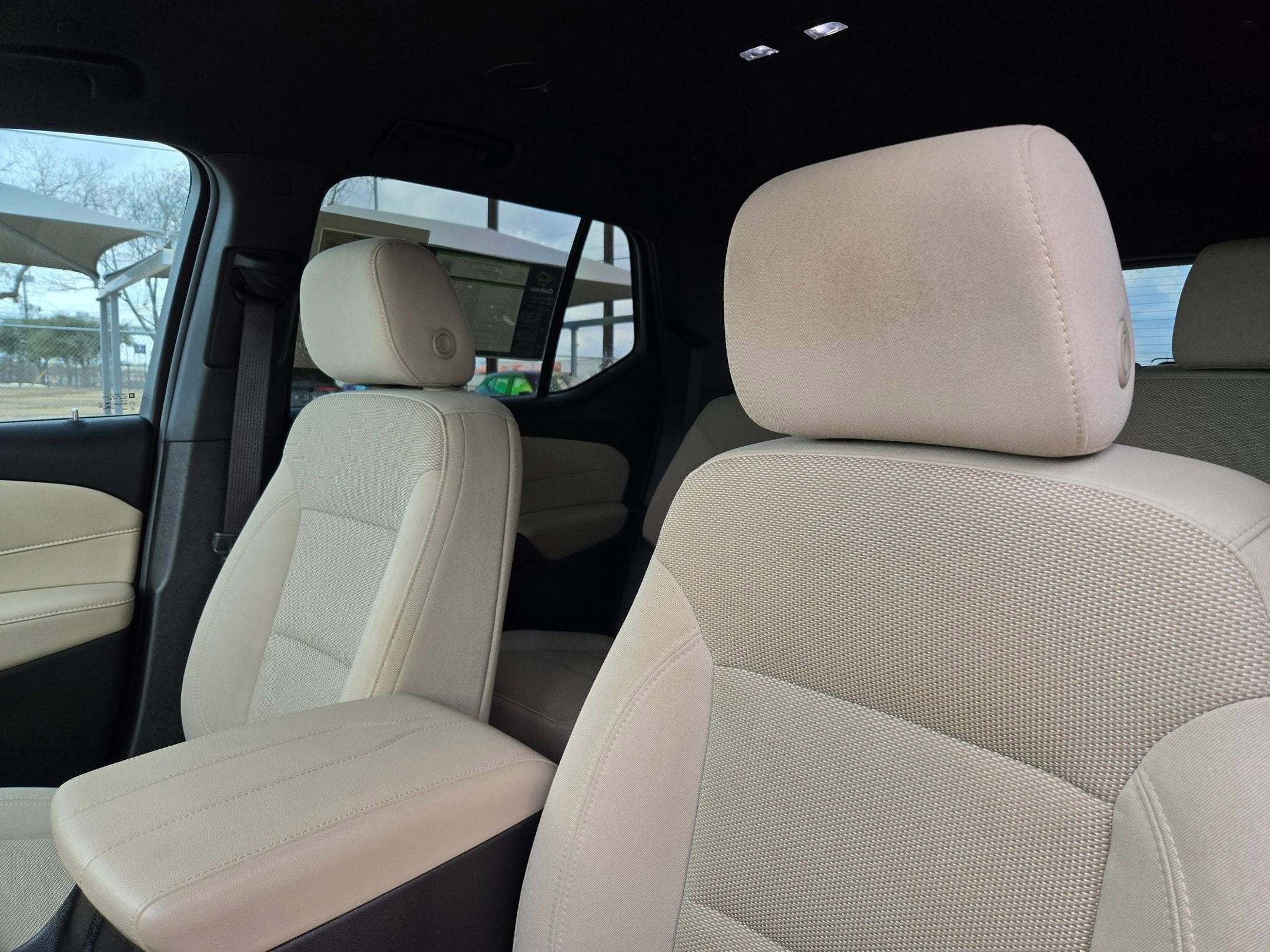 2022 Chevrolet TRAVERSE LS