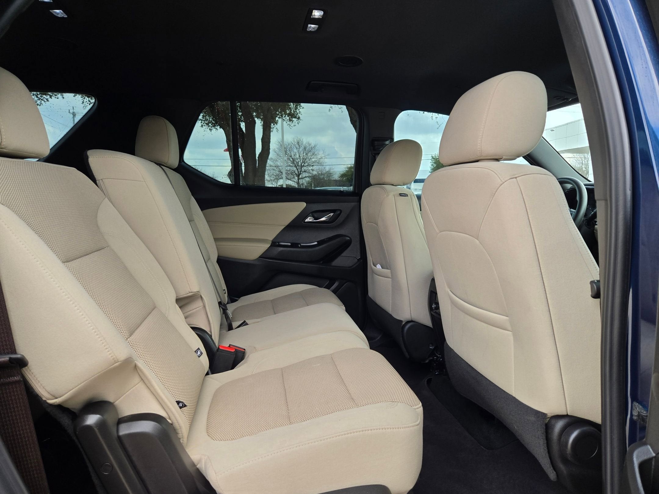 2022 Chevrolet TRAVERSE LS